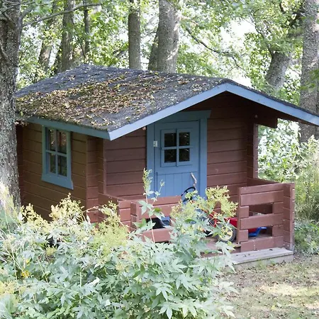 Paeivaeranta Cottage * Karjalohja