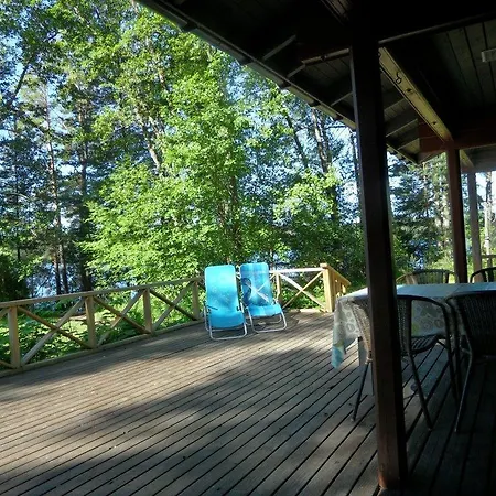 Holiday home Paeivaeranta Cottage *