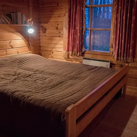 Paeivaeranta Cottage * Karjalohja
